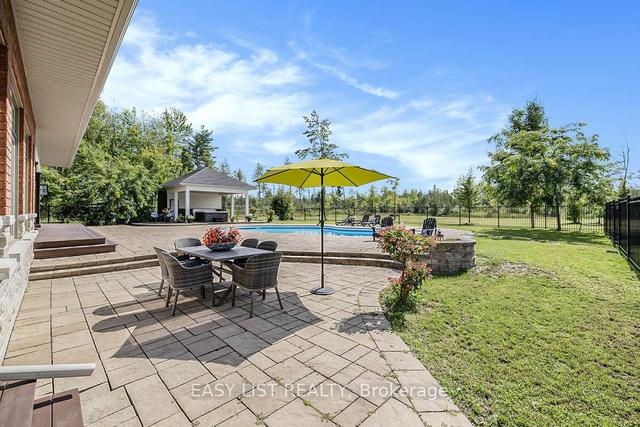 2465 6th Line Rd, House detached with 5 bedrooms, 3 bathrooms and 10 parking in Ottawa ON | Image 29