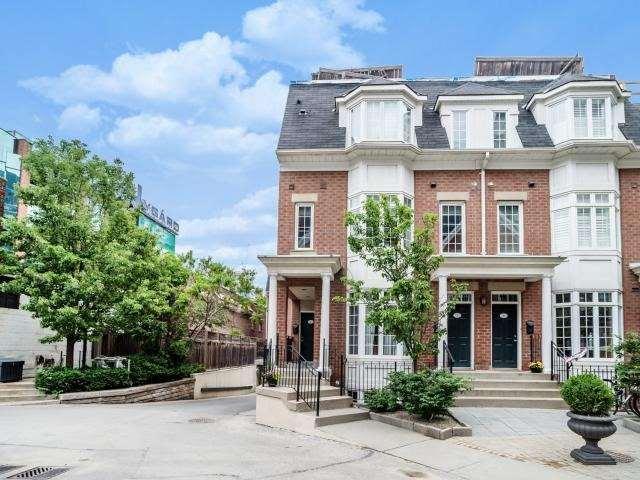 Th 2 - 11 Niagara St, Townhouse with 2 bedrooms, 2 bathrooms and 1 parking in Toronto ON | Image 1