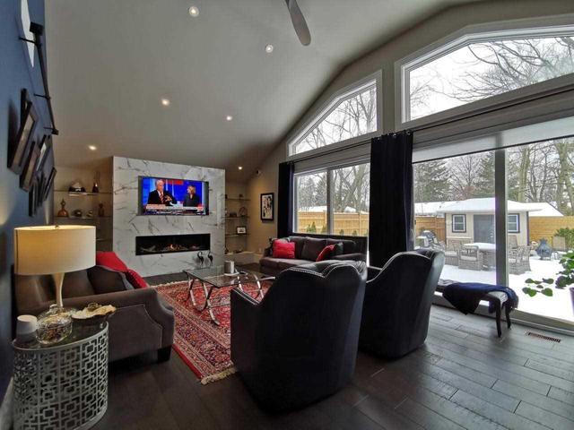 176 Maplewood Rd, House detached with 3 bedrooms, 3 bathrooms and 10 parking in Mississauga ON | Image 13