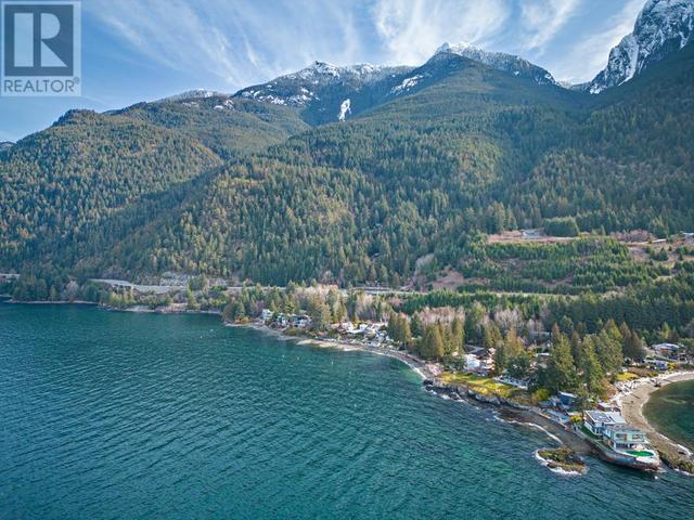 47 Brunswick Beach Road, House detached with 2 bedrooms, 2 bathrooms and 4 parking in Lions Bay BC | Image 22