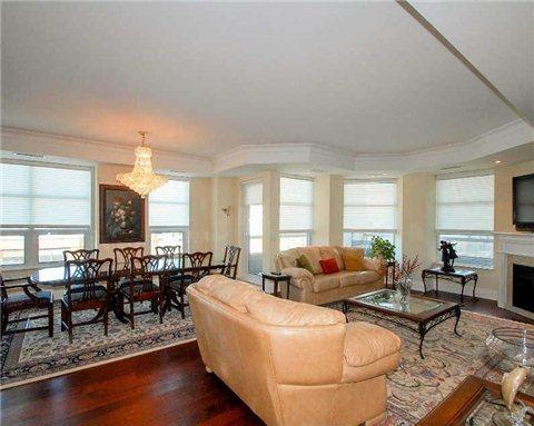 505 - 68 Yorkville Ave, Condo with 2 bedrooms, 3 bathrooms and 2 parking in Toronto ON | Image 3