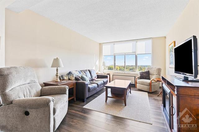 1410 - 2759 Carousel Crescent, Condo with 2 bedrooms, 2 bathrooms and 1 parking in Ottawa ON | Image 6