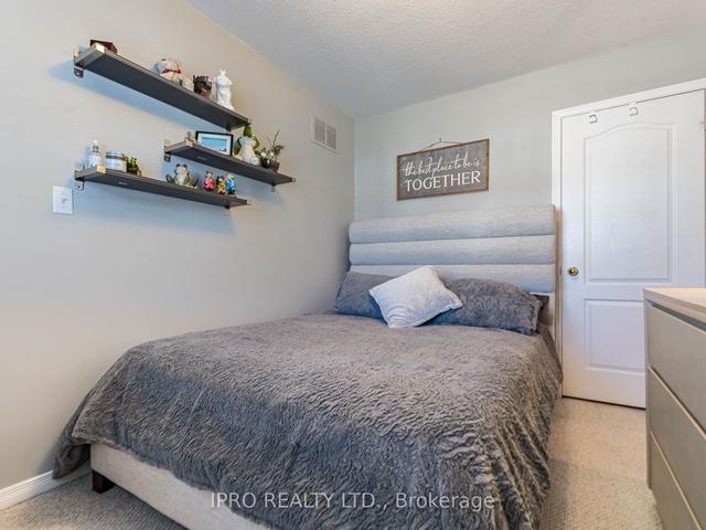 20 - 24 Kenyon Cres, Townhouse with 2 bedrooms, 2 bathrooms and 2 parking in Grimsby ON | Image 13