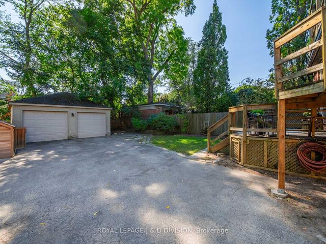 79 Farnham Ave, House detached with 4 bedrooms, 6 bathrooms and 4 parking in Toronto ON | Image 31