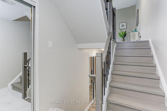 89 Song Meadoway, Townhouse with 3 bedrooms, 2 bathrooms and 2 parking in Toronto ON | Image 23
