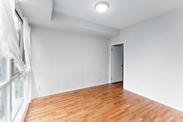 705 - 30 Canterbury Pl, Condo with 1 bedrooms, 1 bathrooms and 1 parking in Toronto ON | Image 15