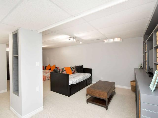 2 Cashel St, House detached with 3 bedrooms, 3 bathrooms and 5 parking in Brampton ON | Image 19