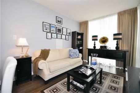 906 - 3515 Kariya Dr, Condo with 2 bedrooms, 2 bathrooms and 2 parking in Mississauga ON | Image 3
