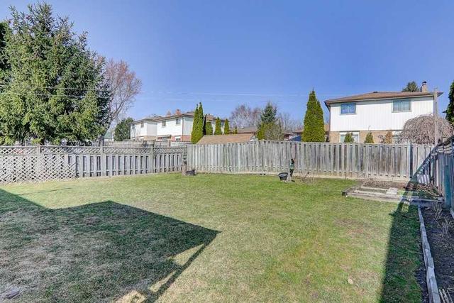 583 Haines Rd W, House detached with 3 bedrooms, 3 bathrooms and 6 parking in Newmarket ON | Image 33
