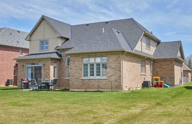 62 Summer Breeze Dr, House detached with 5 bedrooms, 4 bathrooms and 11 parking in Belleville ON | Image 25