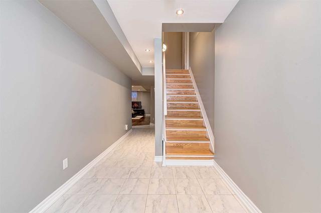 6387 Spinnaker Circ, Townhouse with 3 bedrooms, 4 bathrooms and 2 parking in Mississauga ON | Image 15