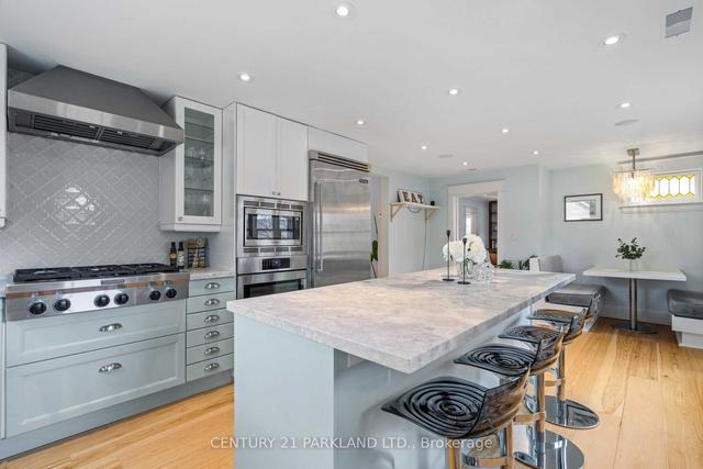22 Dodge Rd, House detached with 4 bedrooms, 3 bathrooms and 2 parking in Toronto ON | Image 5