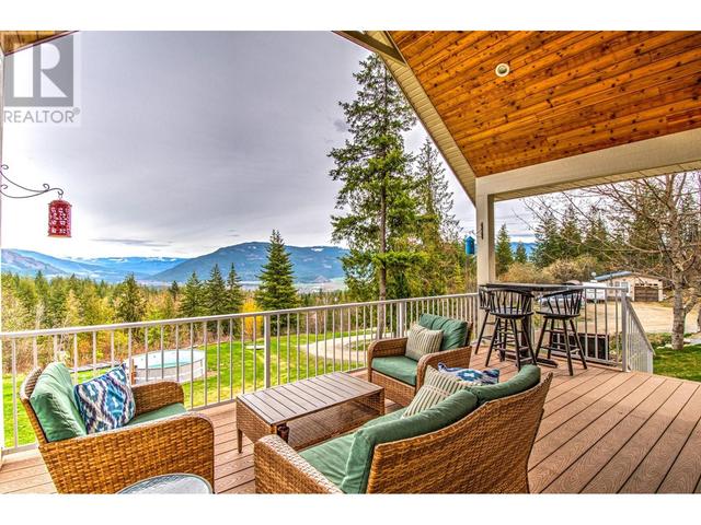 414 Gunter Ellison Road, House detached with 3 bedrooms, 2 bathrooms and 1 parking in North Okanagan F BC | Image 19