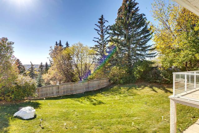 2203 12 Avenue Nw, House detached with 4 bedrooms, 3 bathrooms and 4 parking in Calgary AB | Image 36