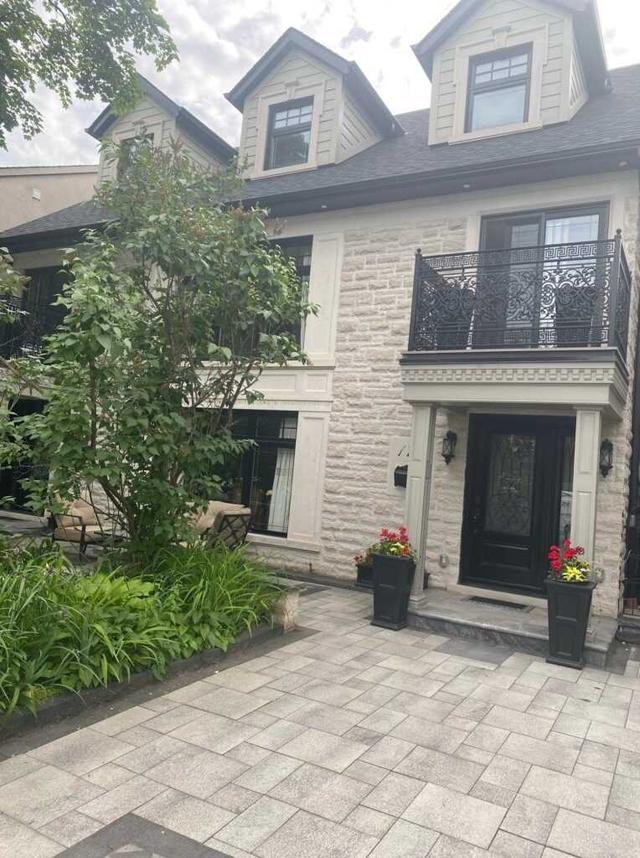 170 Humbercrest Blvd, House detached with 3 bedrooms, 2 bathrooms and 1 parking in Toronto ON | Card Image