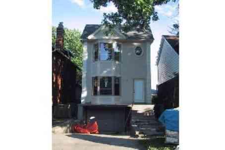 33 Franklin Ave, House detached with 4 bedrooms, 4 bathrooms and 2 parking in Toronto ON | Image 1