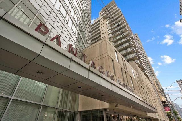 1801 - 210 Victoria St, Condo with 2 bedrooms, 3 bathrooms and 1 parking in Toronto ON | Image 23