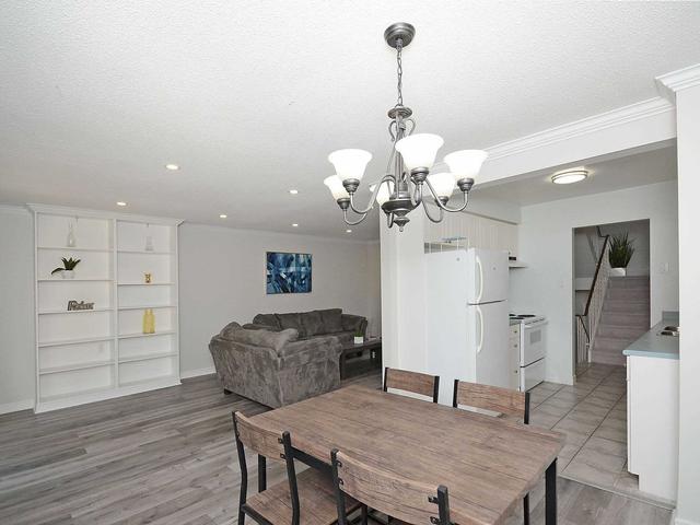 4 - 417 Keats Way Way, Townhouse with 3 bedrooms, 3 bathrooms and 1 parking in Waterloo ON | Image 3