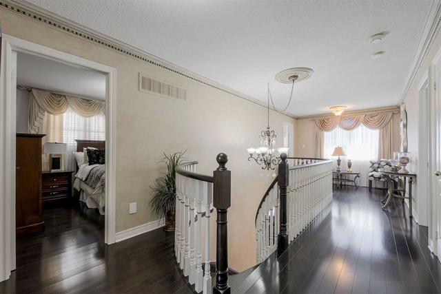 24 Sicilia St, House detached with 4 bedrooms, 4 bathrooms and 4 parking in Vaughan ON | Image 18