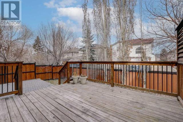 12530 Douglas Woods Road Se, House detached with 5 bedrooms, 3 bathrooms and 2 parking in Calgary AB | Image 46