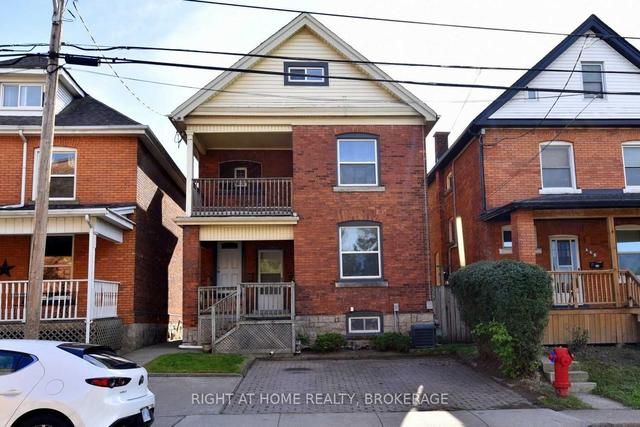 225 Homewood Ave, House detached with 4 bedrooms, 4 bathrooms and 2 parking in Hamilton ON | Image 1