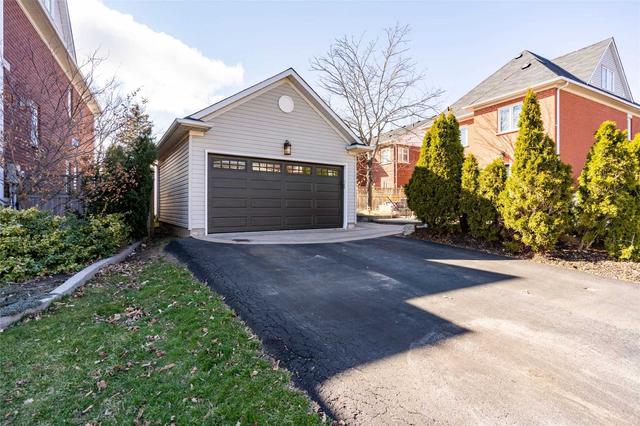 441 Doverwood Dr, House detached with 4 bedrooms, 5 bathrooms and 6 parking in Oakville ON | Image 28