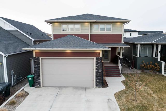 461 Devonia Way W, House detached with 4 bedrooms, 3 bathrooms and 4 parking in Lethbridge AB | Image 1