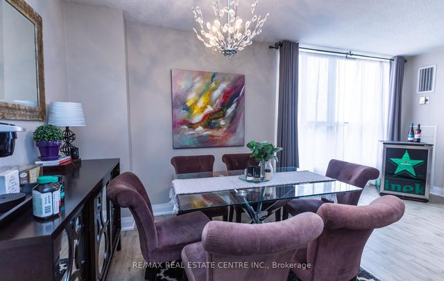 803 - 3170 Kirwin Ave, Condo with 3 bedrooms, 2 bathrooms and 1 parking in Mississauga ON | Image 2