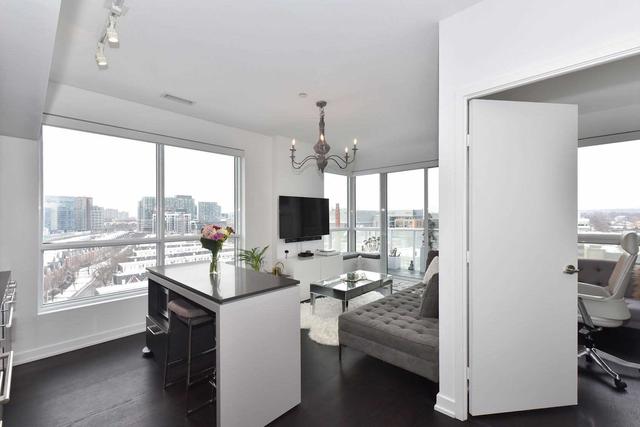 1036 - 1030 King St W, Condo with 2 bedrooms, 2 bathrooms and 1 parking in Toronto ON | Image 39