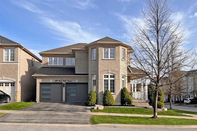 39 Post Oak Dr, House detached with 3 bedrooms, 3 bathrooms and 4 parking in Richmond Hill ON | Card Image