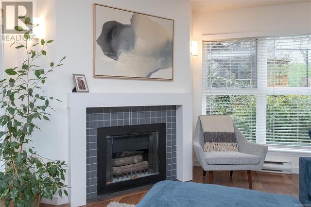 201 - 1201 Hillside Ave, Condo with 2 bedrooms, 2 bathrooms and 1 parking in Victoria BC | Image 9