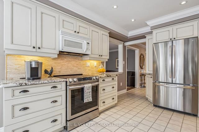 2120 Wincanton Cres, House detached with 4 bedrooms, 4 bathrooms and 4 parking in Mississauga ON | Image 4