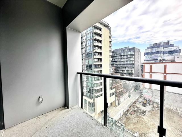 913 - 158 Front St E, Condo with 2 bedrooms, 1 bathrooms and 0 parking in Toronto ON | Image 6