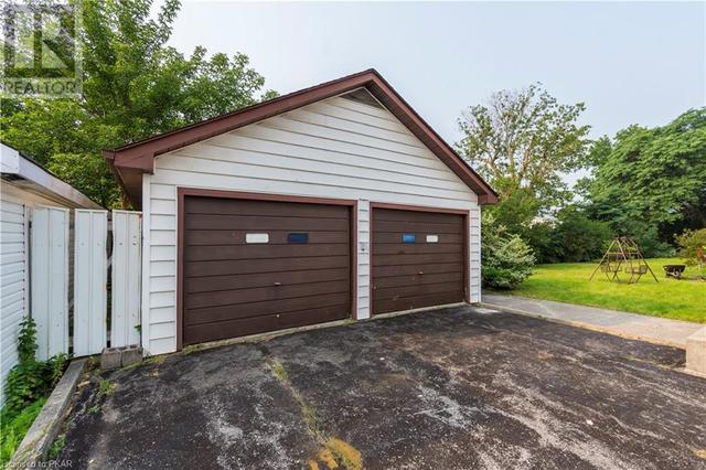 129 College Street W, House detached with 3 bedrooms, 1 bathrooms and 4 parking in Belleville ON | Image 28