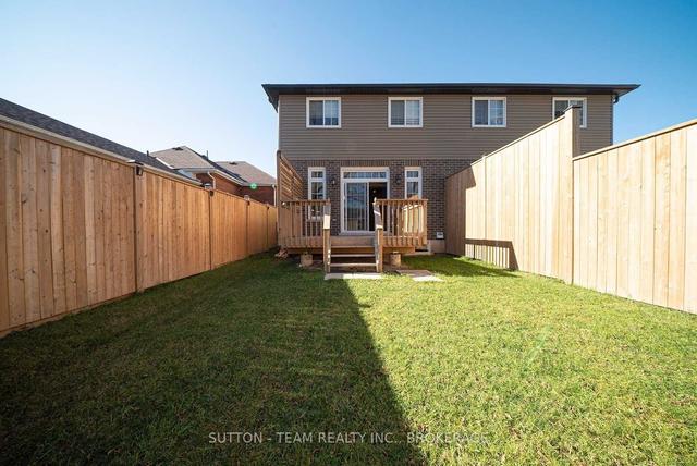 b - 112 Mount Pleasant St, House attached with 3 bedrooms, 3 bathrooms and 2 parking in Brantford ON | Image 25