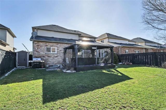 325 South Leaksdale Circle, House detached with 4 bedrooms, 2 bathrooms and 4 parking in London ON | Image 26