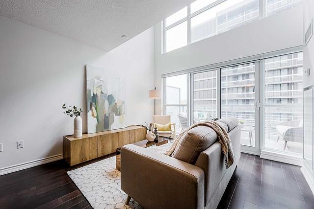 1114 - 386 Yonge St, Condo with 1 bedrooms, 2 bathrooms and 0 parking in Toronto ON | Image 32