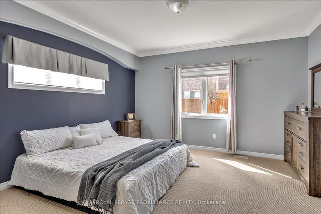 67 Voyageur St, House detached with 2 bedrooms, 2 bathrooms and 4 parking in Selwyn ON | Image 9