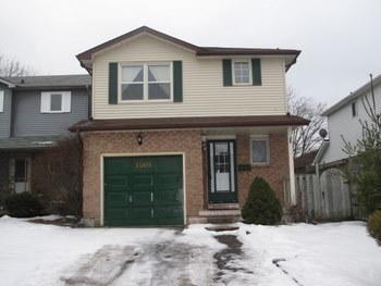 1569 Norwill Cres, House attached with 3 bedrooms, 3 bathrooms and 2 parking in Oshawa ON | Image 1