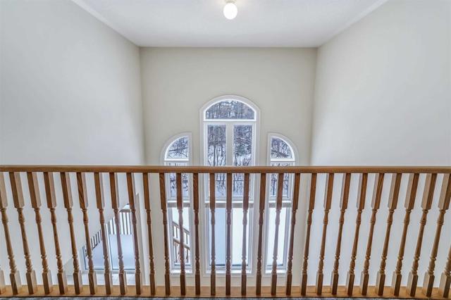 19 Pearl St, House detached with 4 bedrooms, 4 bathrooms and 6 parking in Wasaga Beach ON | Image 8