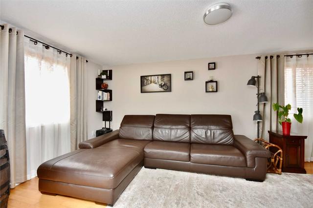 141 Nathan Cres, House attached with 3 bedrooms, 2 bathrooms and 2 parking in Barrie ON | Image 22