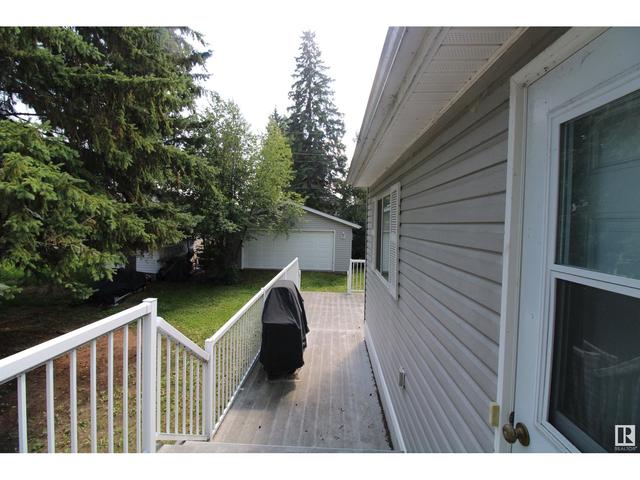 113 2 St, House detached with 3 bedrooms, 2 bathrooms and null parking in Seba Beach AB | Image 11