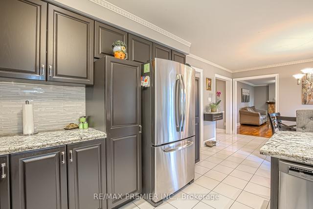 42 Woolacott Rd, House detached with 4 bedrooms, 6 bathrooms and 6 parking in Vaughan ON | Image 8