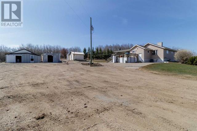 35175 Range Road 230, House detached with 6 bedrooms, 2 bathrooms and 6 parking in Red Deer County AB | Image 36