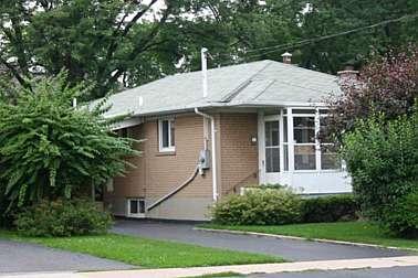 363 Patricia Ave, House detached with 3 bedrooms, 2 bathrooms and 3 parking in Toronto ON | Image 1