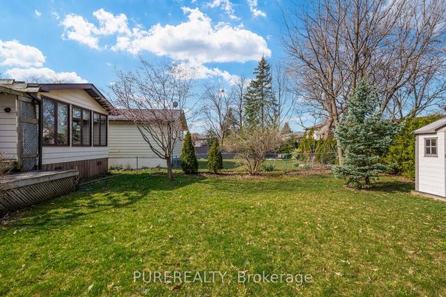 31 Lorne Scots Dr, House detached with 3 bedrooms, 2 bathrooms and 4 parking in Milton ON | Image 30