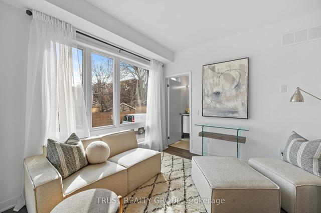 th16 - 10 Ed Clark Gdns, Townhouse with 3 bedrooms, 2 bathrooms and 0 parking in Toronto ON | Image 22