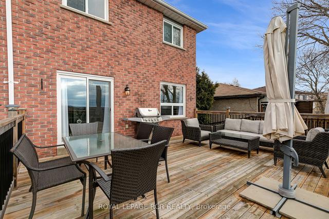 150 Britannia Ave, House attached with 3 bedrooms, 2 bathrooms and 3 parking in Bradford West Gwillimbury ON | Image 28