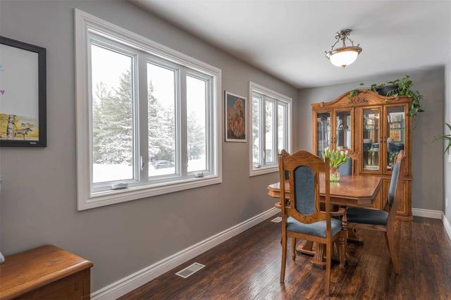 71 Cowans Cres, House detached with 2 bedrooms, 1 bathrooms and 7 parking in Kawartha Lakes ON | Image 37