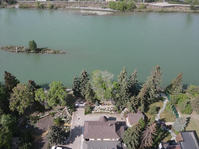 10 New Place Se, House detached with 2 bedrooms, 2 bathrooms and 4 parking in Calgary AB | Image 36